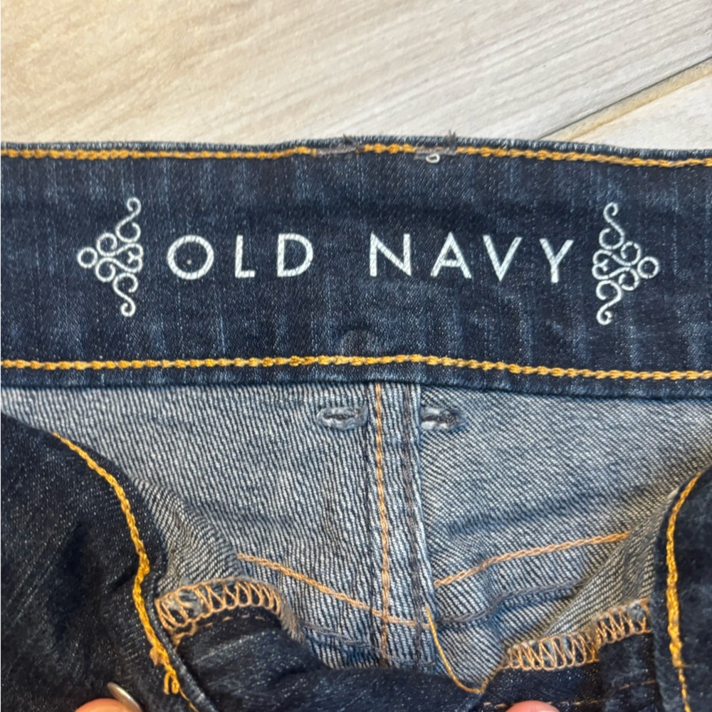 Old Navy Denim Skirt - Picture 3 of 9